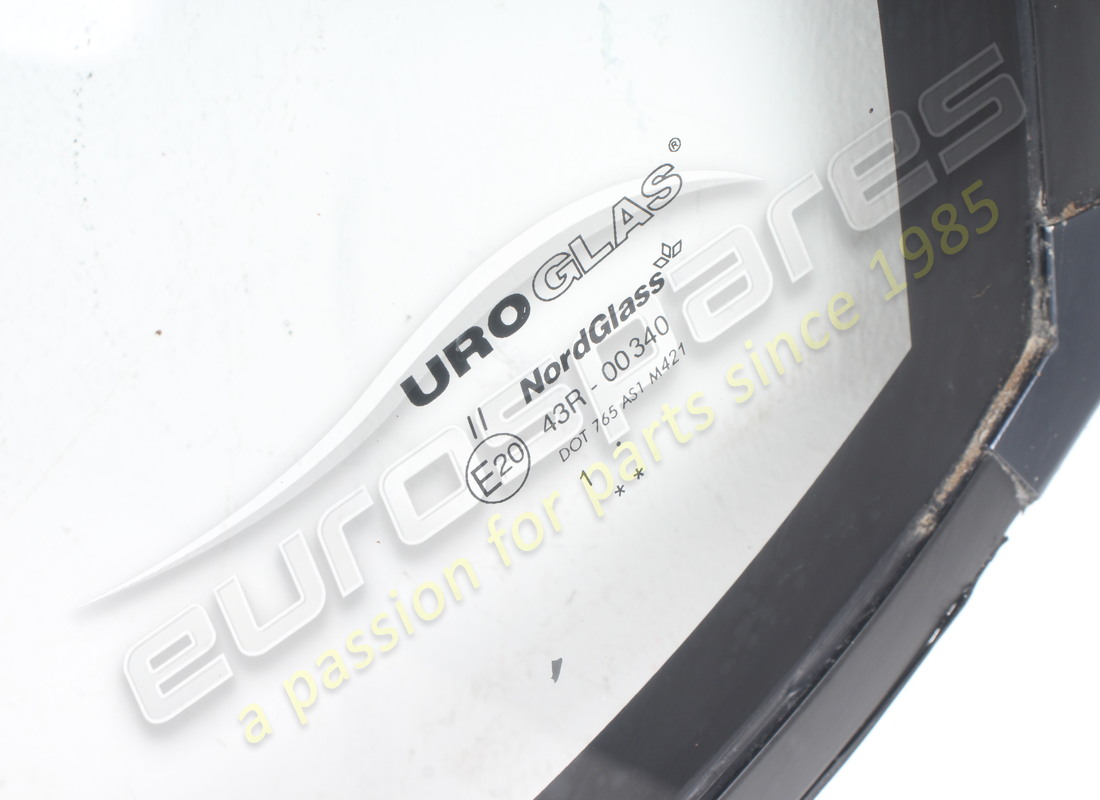 used eurospares front windscreen blue top tint and interior mirror. part number eap1440349 (2)
