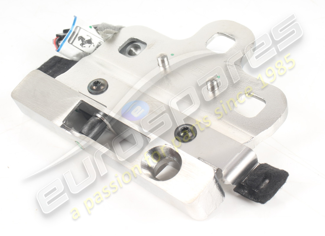 USED Ferrari NEW STRIKER RH COMPLETE . PART NUMBER 749652 (1)