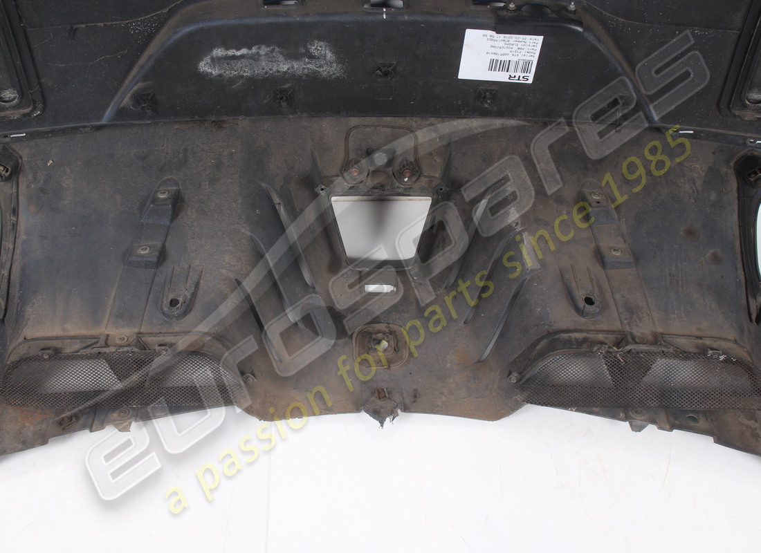 damaged ferrari rear bumper. part number 89047210 (10)