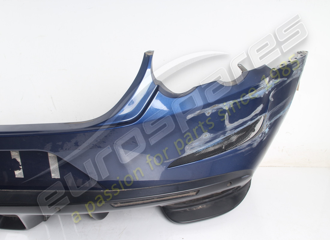 damaged ferrari rear bumper. part number 89047210 (4)