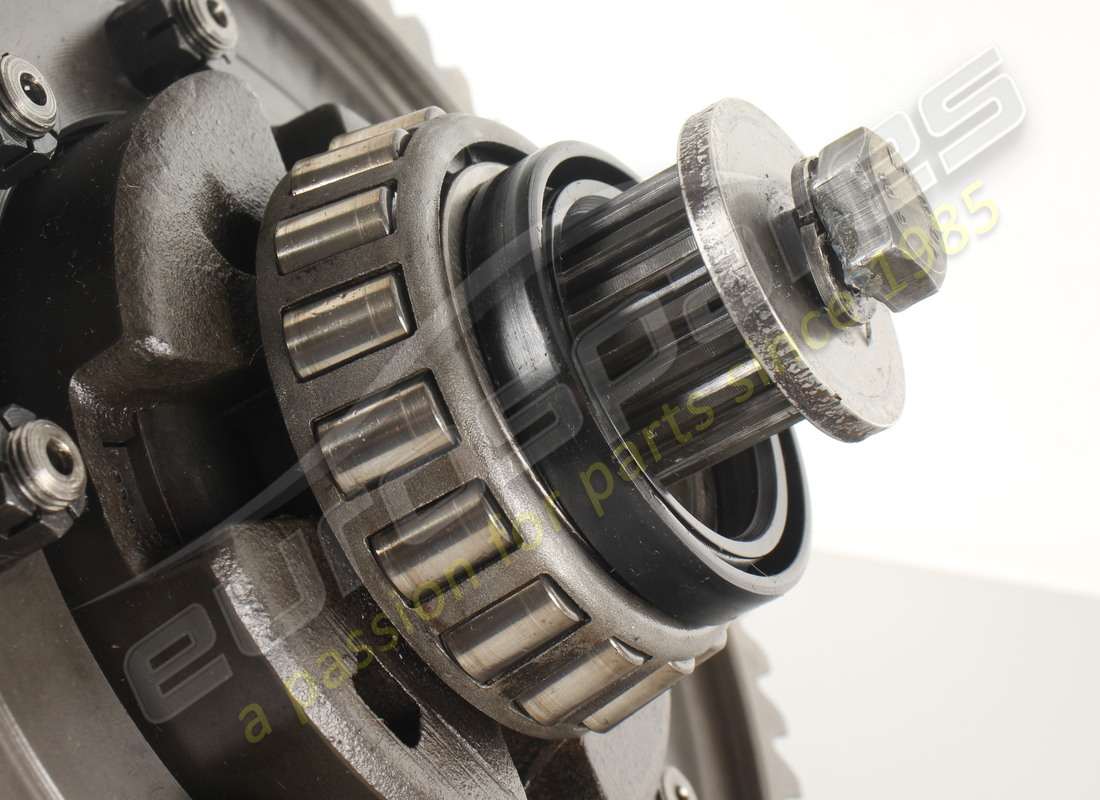 used ferrari differential unit. part number 106769 (2)