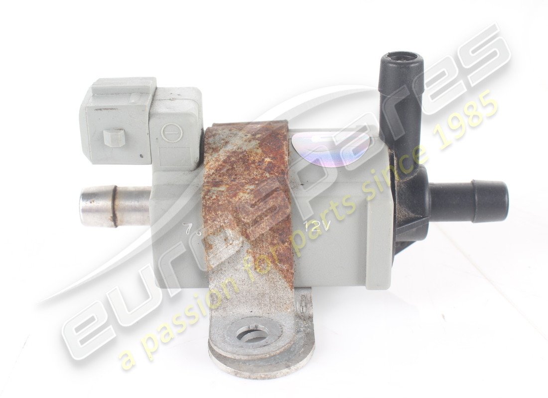 USED FERRARI VALVE. PART NUMBER 178309 (2) used ferrari valve. part number 178309 (2)