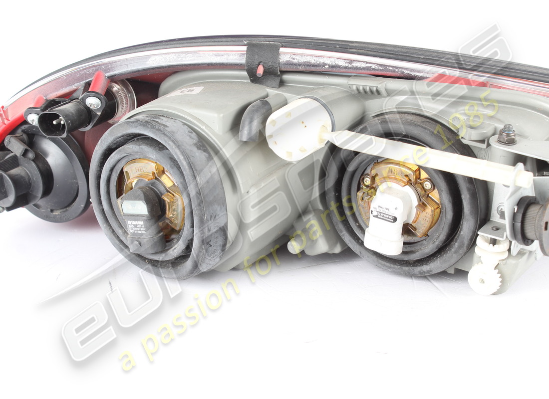 used ferrari lh front headlamp rosso corsa red (lhd - non xenon). part number 72000469 (3)