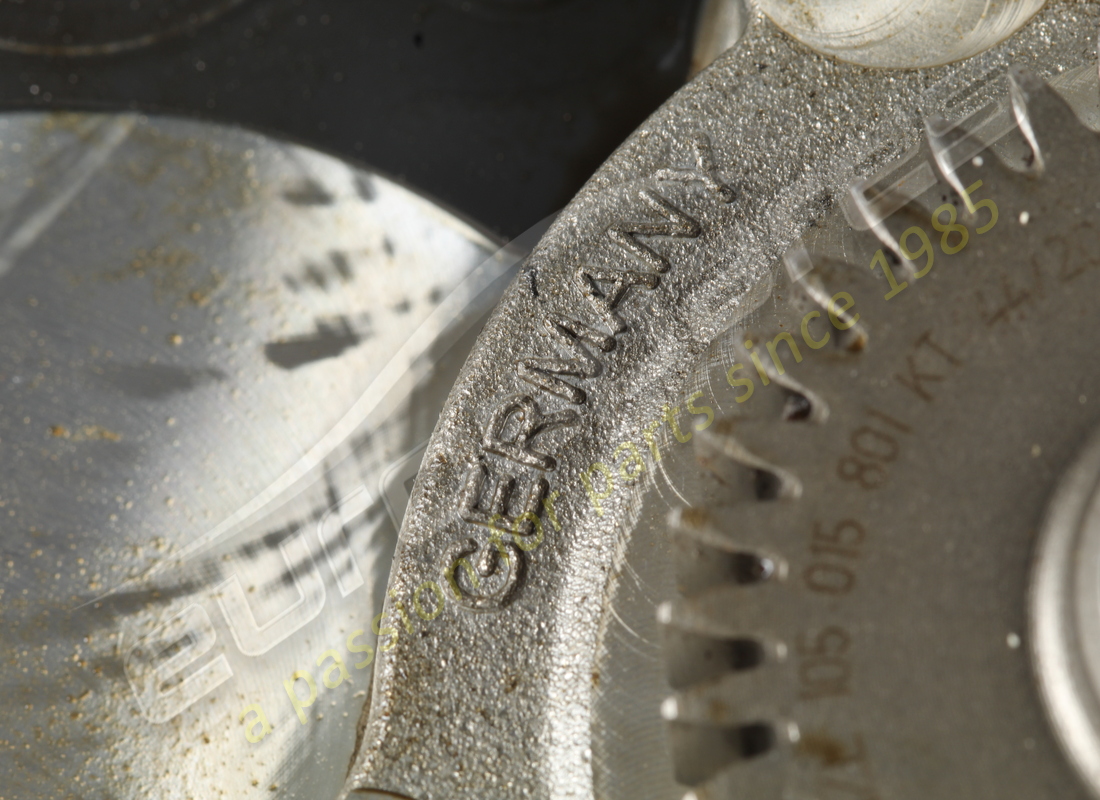 USED LAMBORGHINI WATER PUMP. PART NUMBER 0P2121014F (4) used lamborghini water pump. part number 0p2121014f (4)