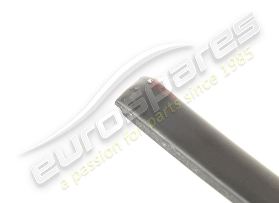 used ferrari rh upper moulding. part number 60665100 (3)