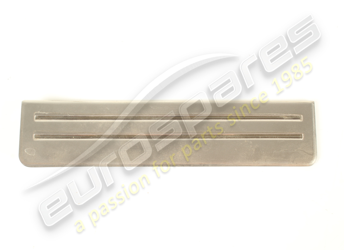 USED Ferrari BATTICALCAGNO ESTERNO POST . PART NUMBER 875669 (1)