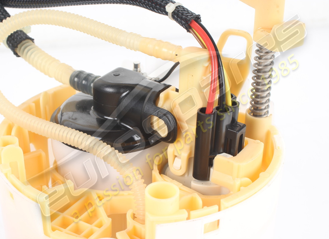 USED FERRARI FUEL PUMP E FLANGIA SENS. PR. PART NUMBER 838726 (3) used ferrari fuel pump e flangia sens. pr. part number 838726 (3)