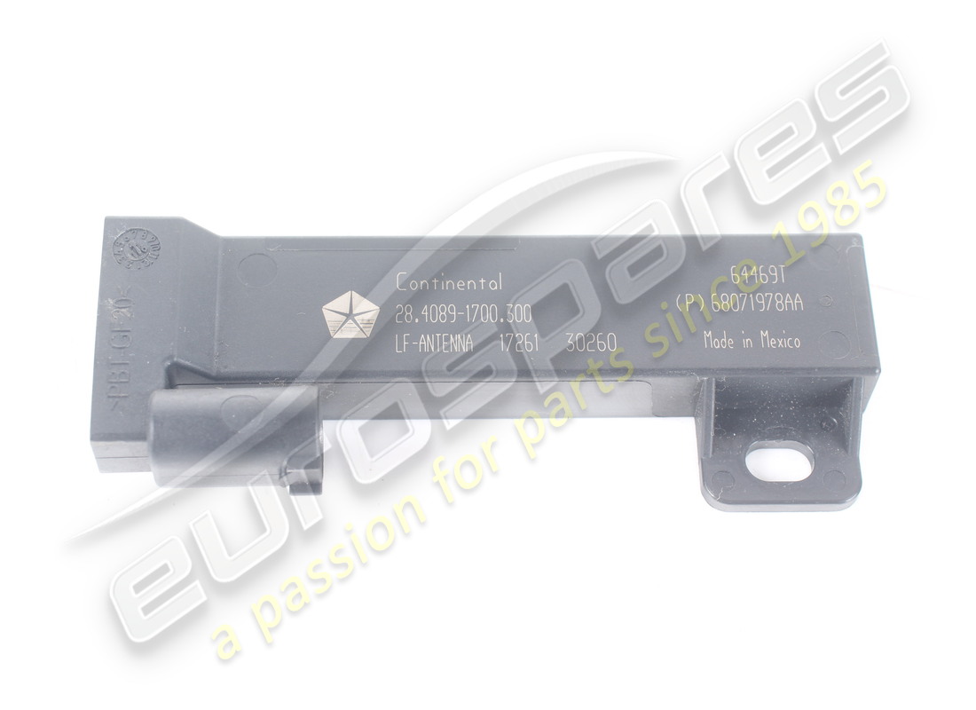 USED Maserati AM/FM1 ANTENNA AMPLIFIER . PART NUMBER 670106193 (1)