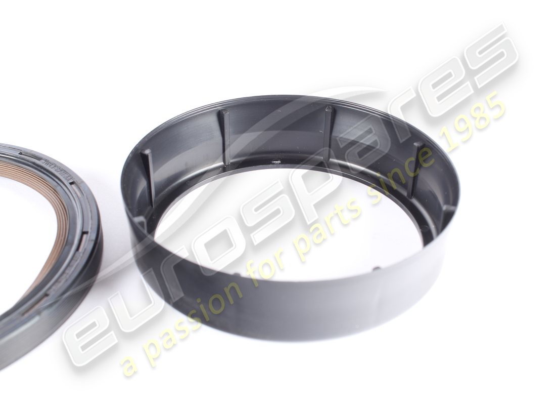 new aston martin seal, crankshaft rear. part number 6g430310033 (2)