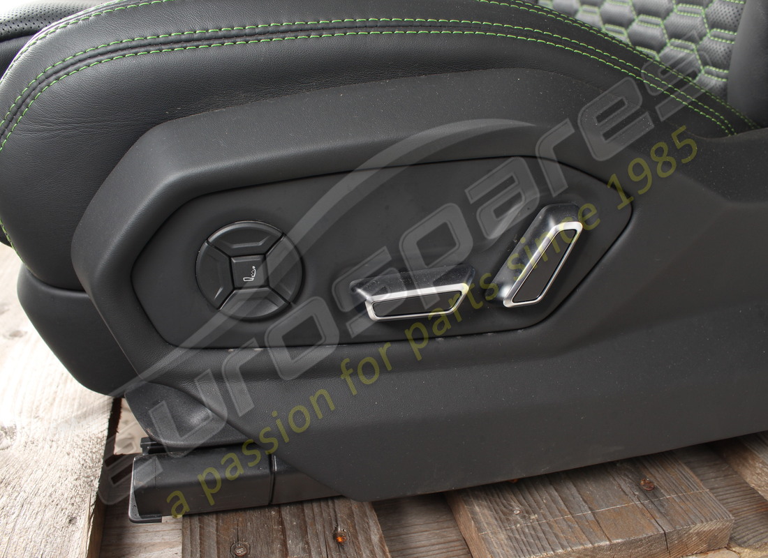 used lamborghini complete seat set. part number eap1227394 (5)