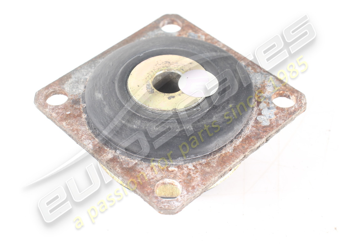 USED MASERATI HIPERBLOC FOR FRONT REAR SHOCK ABSORBER. PART NUMBER 114812 (2) used maserati hiperbloc for front rear shock absorber. part number 114812 (2)