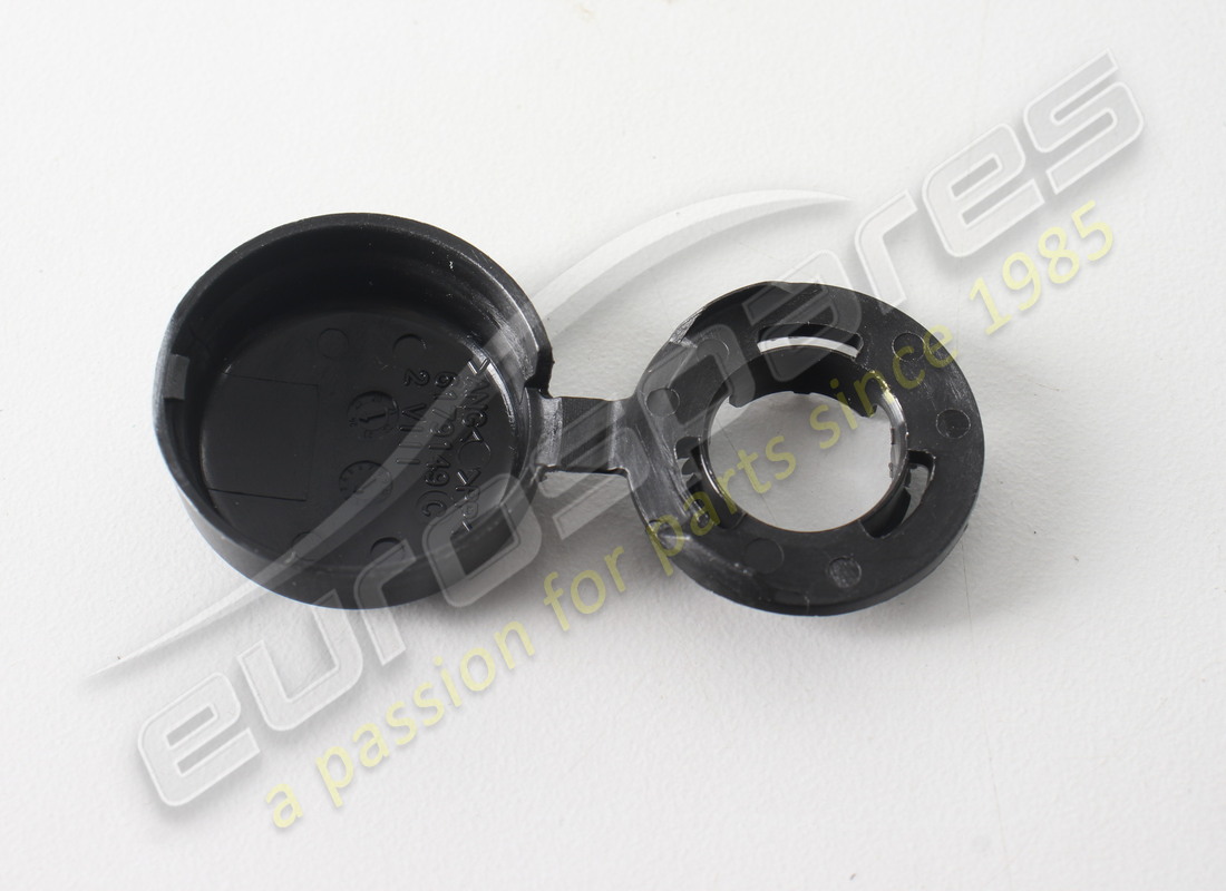 new porsche cap. part number 992857037 (2)