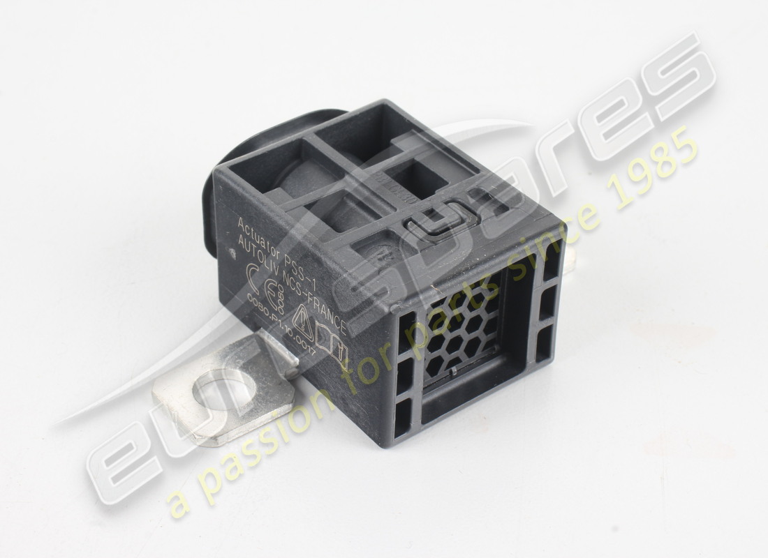 new lamborghini battery switch. part number 4f0915519a (1)
