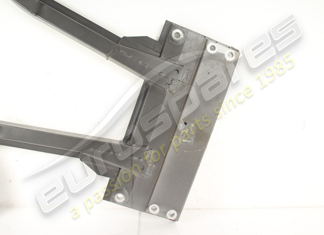 used ferrari complete engine subframe. part number 985294410 (4)