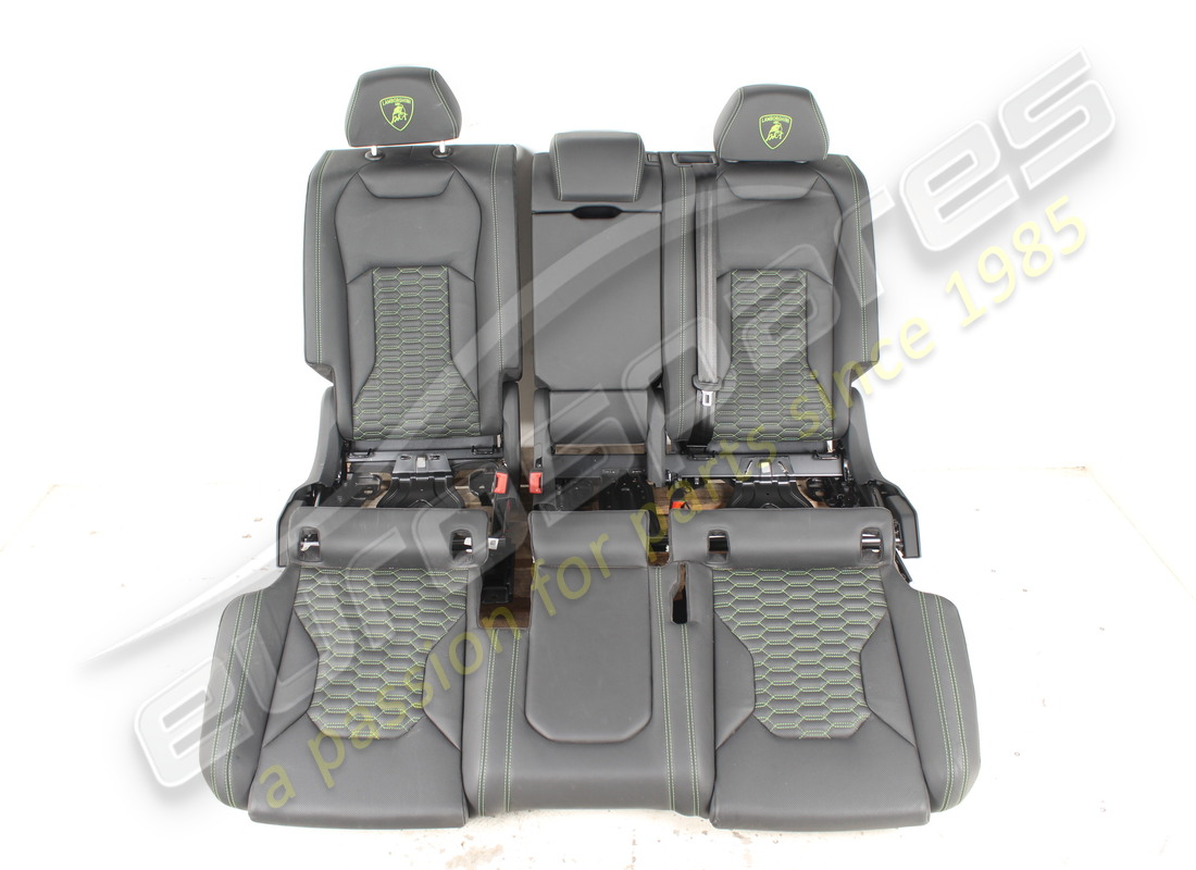 used lamborghini complete seat set. part number eap1227394 (8)