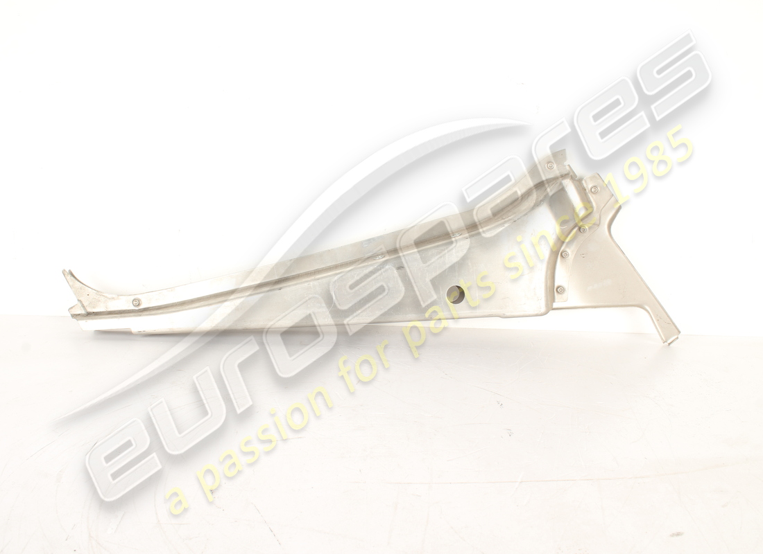 new ferrari rh central pillar. part number 69424400 (2)