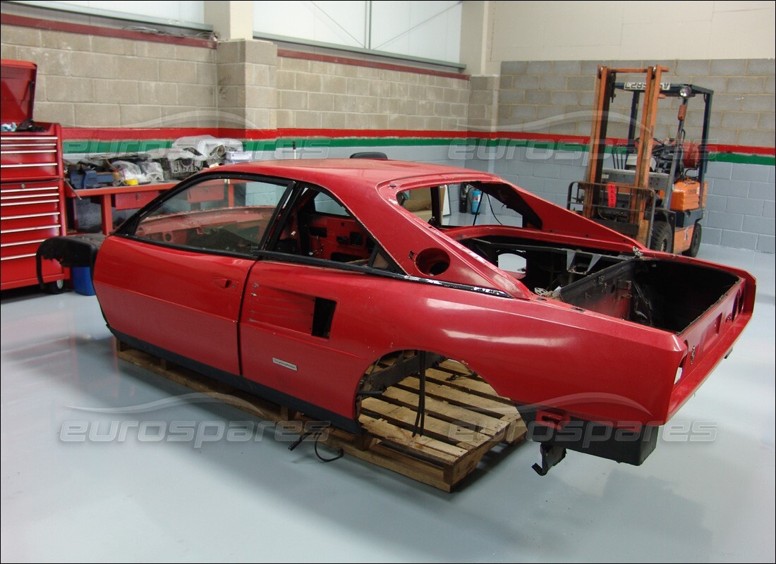 ferrari mondial 3.4 t coupe/cabrio with 46,000 miles, being prepared for dismantling #3